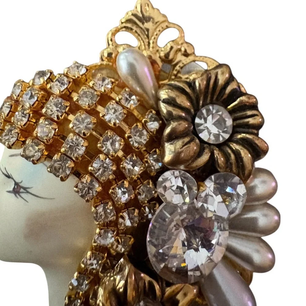 Bonetto vintage Art Deco lady head brooch
